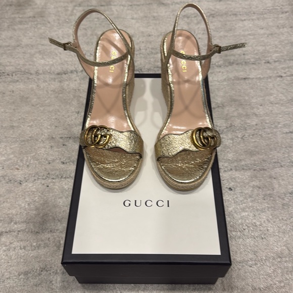 Gucci -  Aitana Wedge Espadrille - Sz 36.5 eu/6.5 us - Gold - Excellent - Picture 2 of 5